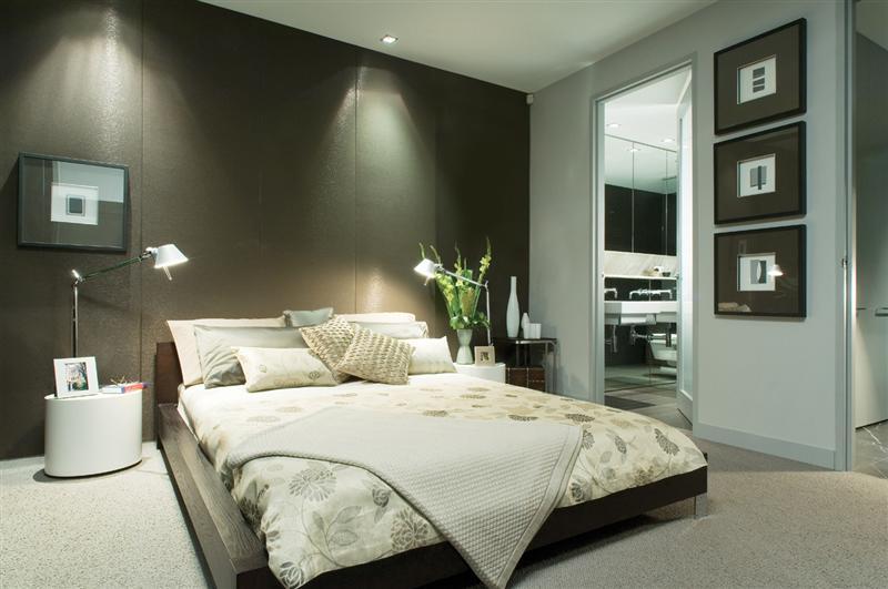 Спальня с кроватью в стиле Модерн